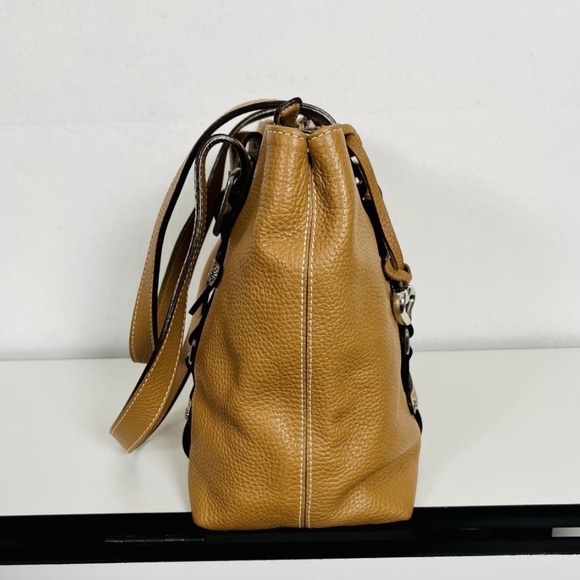 Brighton Large Shoulder Bag Tan Latte Leather D244752 with Charm - Immaculate! - Picture 5 of 14